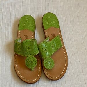 JACK ROGERS  Green Crochet Toe-Loop Sandals